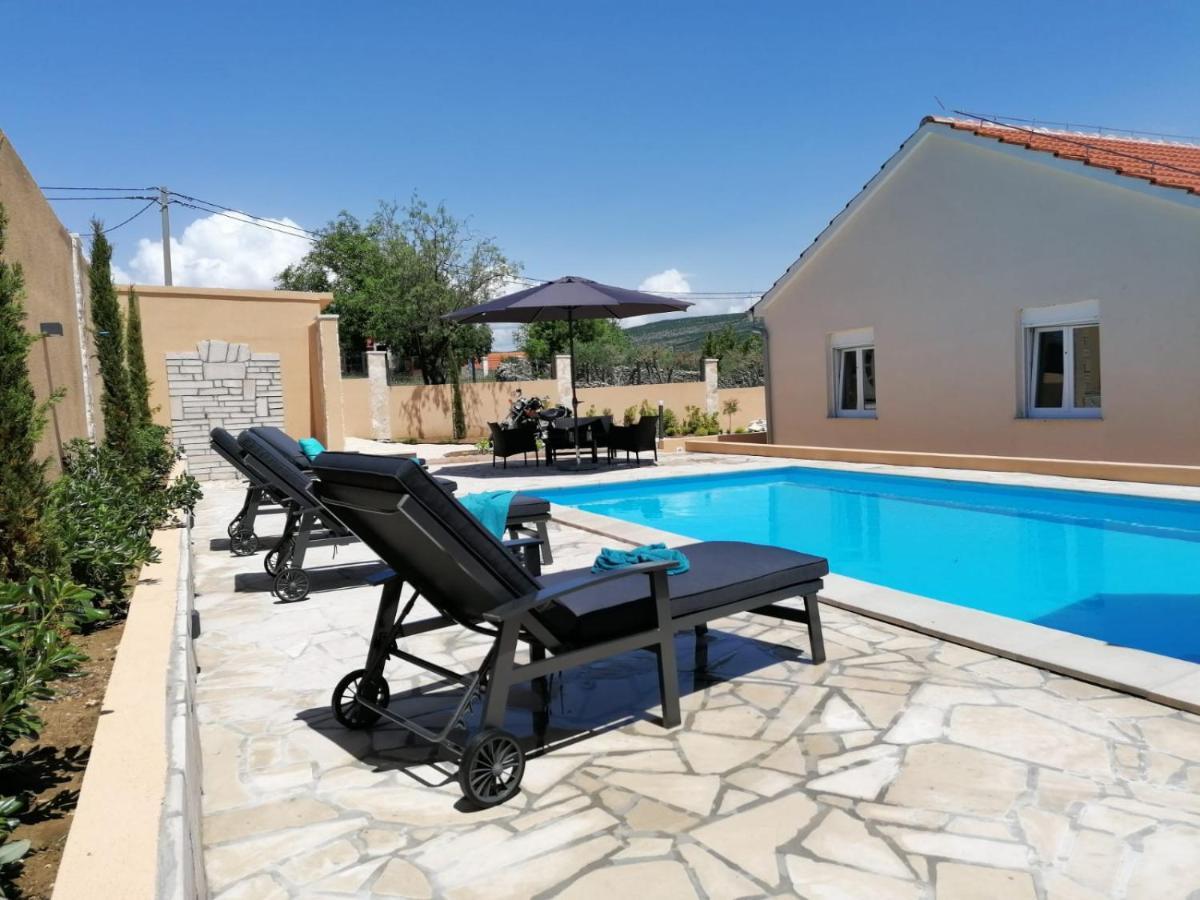 Villa Mir Pridraga מראה חיצוני תמונה