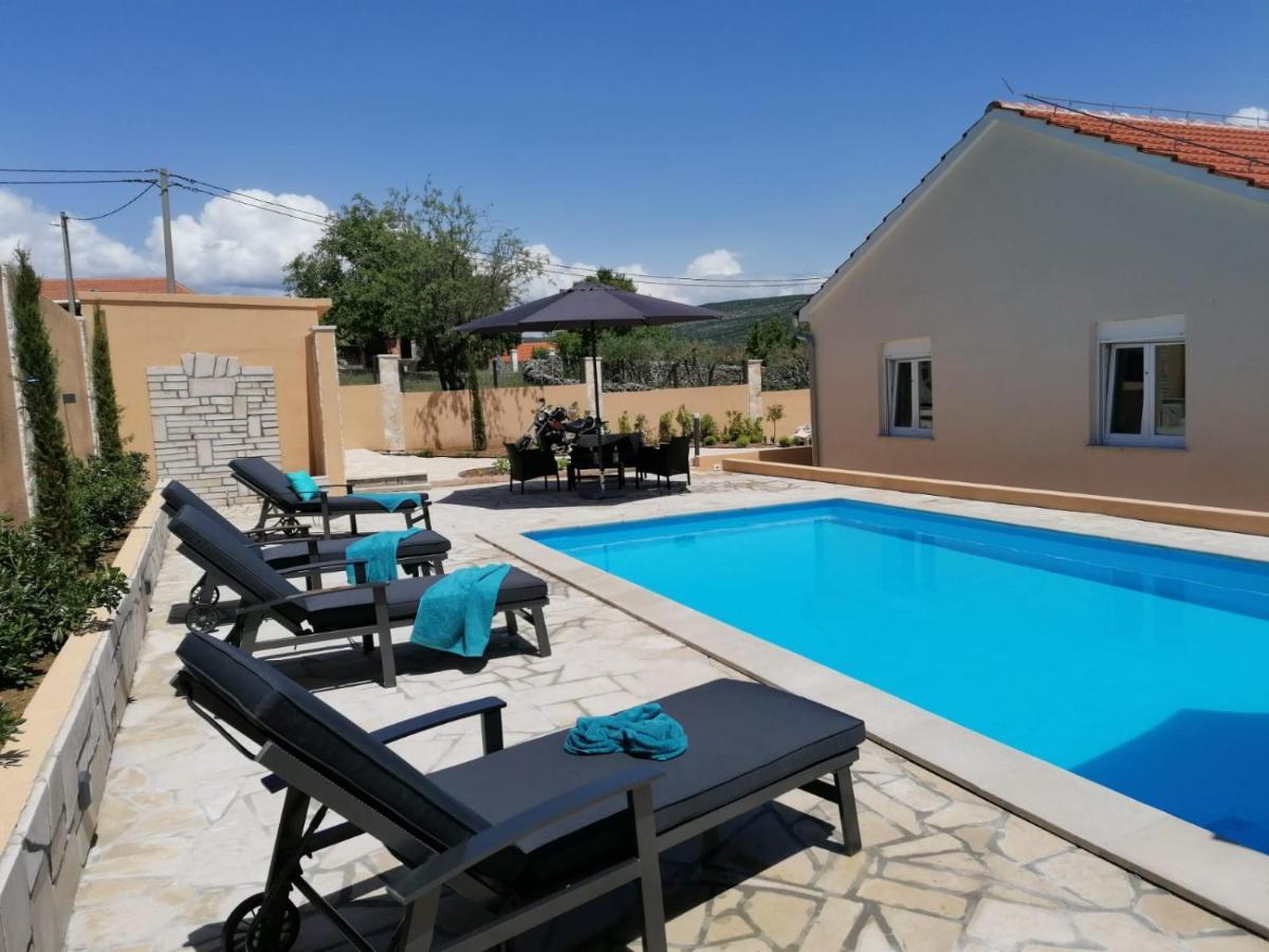 Villa Mir Pridraga מראה חיצוני תמונה
