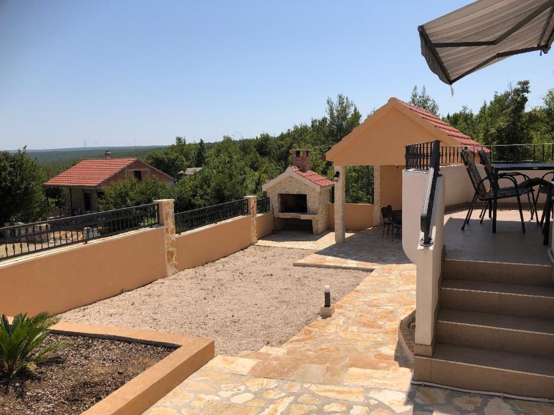 Villa Mir Pridraga מראה חיצוני תמונה